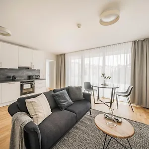  Apartahotel Arbio I Liv's Place Lux