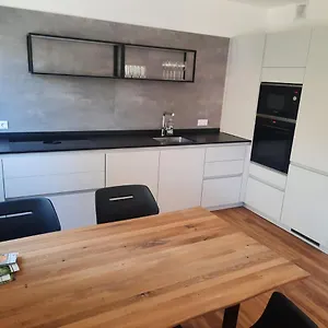 appartment-by-bruno.innsbruckaustriahotels.com/